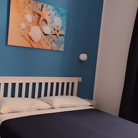 Le Quattro Stagioni Bed & Breakfast Генуа Екстериор снимка