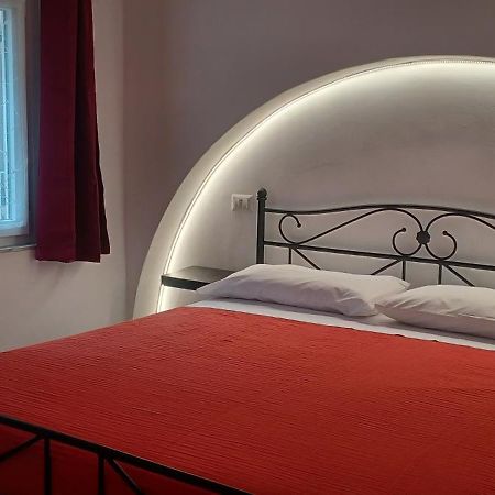 Le Quattro Stagioni Bed & Breakfast Генуа Екстериор снимка