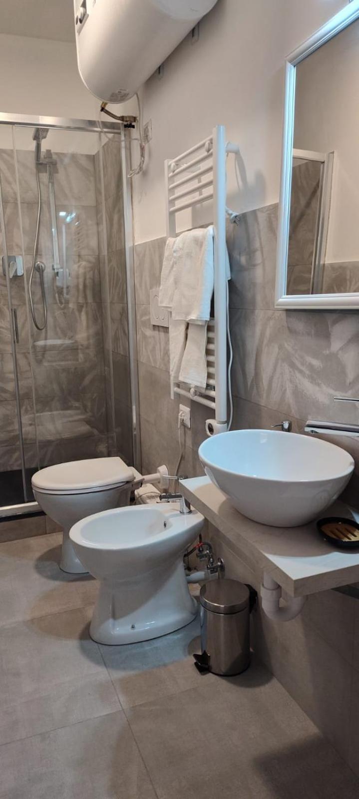 Le Quattro Stagioni Bed & Breakfast Генуа Екстериор снимка